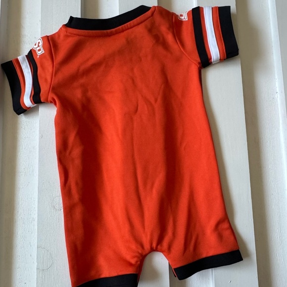 Colosseum Oklahoma State Kids Bodysuit - Orange and Black - Picture 2 of 3